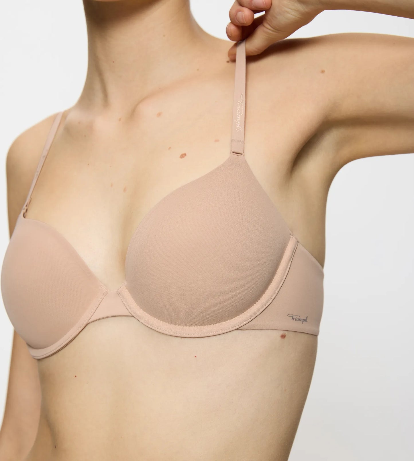 Triumph Body Make-Up WHP
