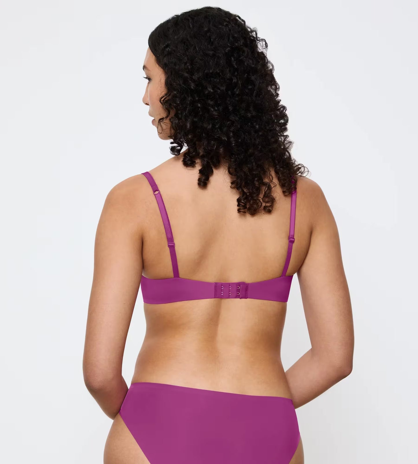 Triumph Body Make-Up Essentials WHP