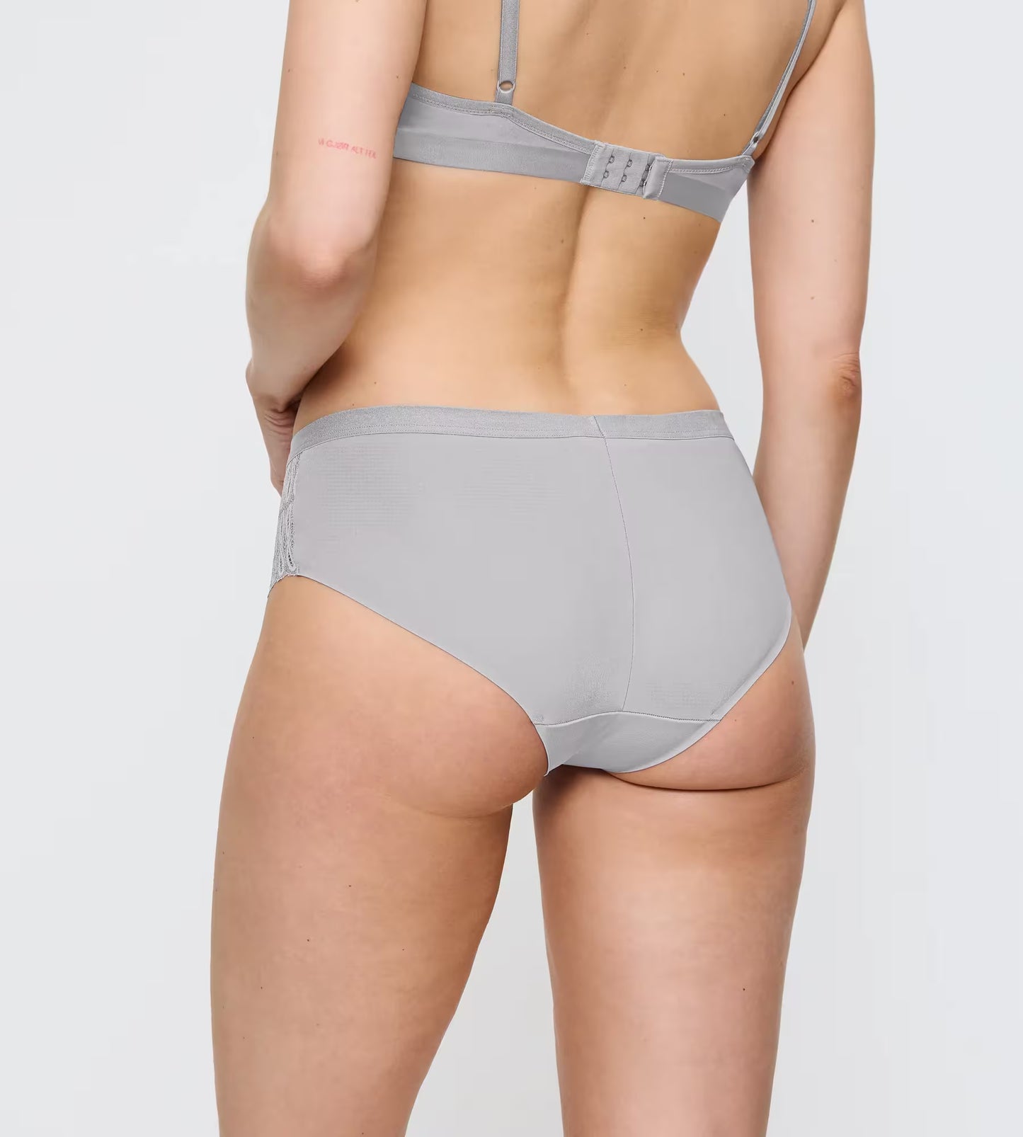 Triumph Aura Spotlight T Maxi