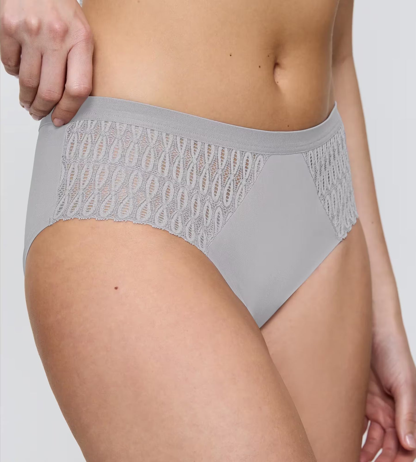 Triumph Aura Spotlight T Maxi