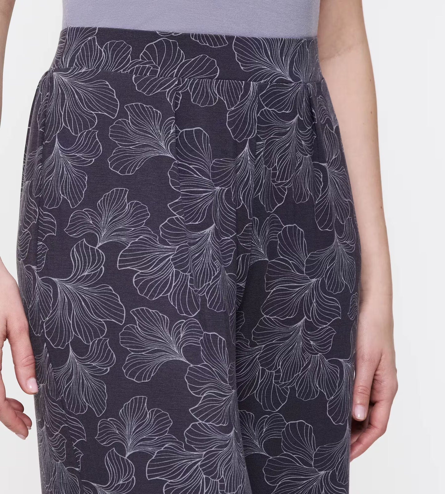 Triumph Aura Spotlight Trousers 01
