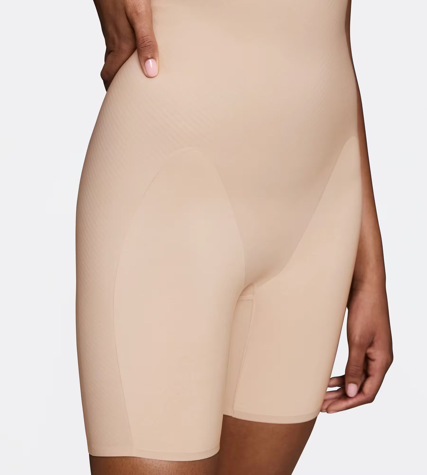 Triumph BMU Illusion Curve HW Mid-Thigh