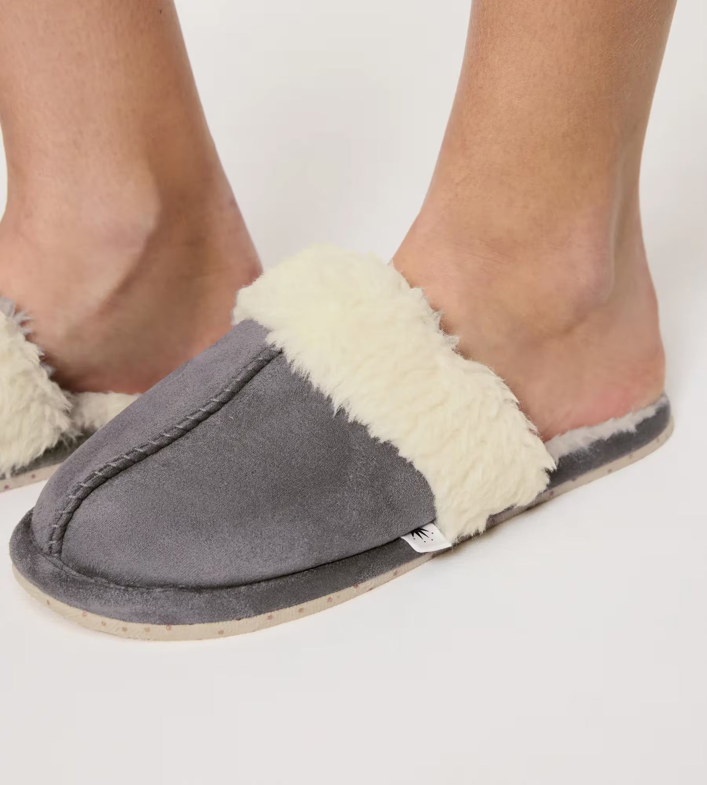 Triumph Accessories Slipper 03