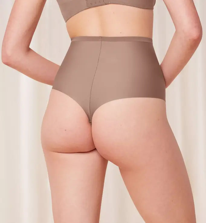 Triumph Shape Smart Highwaist String