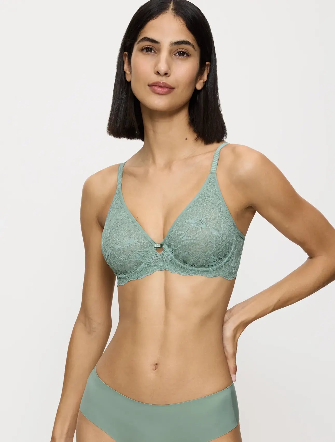 Triumph Amourette Charm T W02
