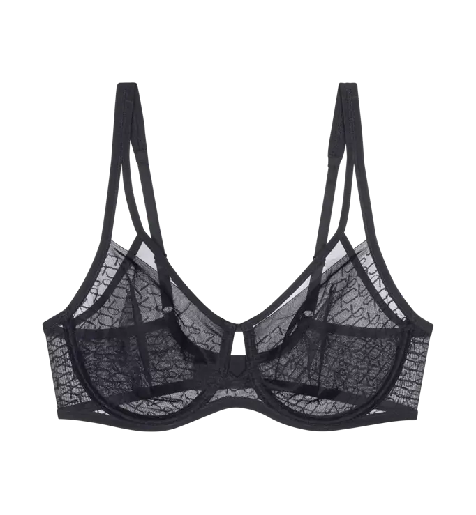 Triumph Signature Sheer W01