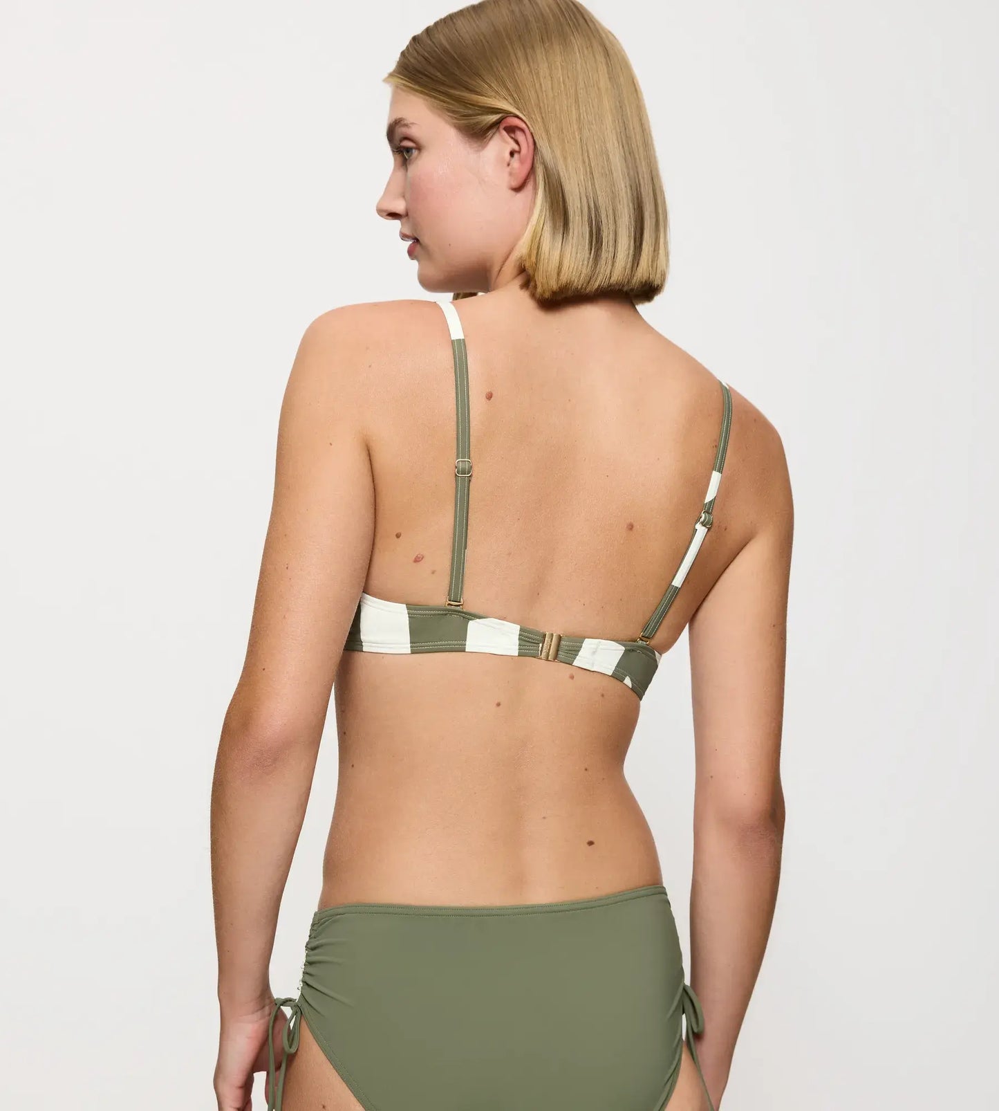 Triumph Summer Allure P 01 R