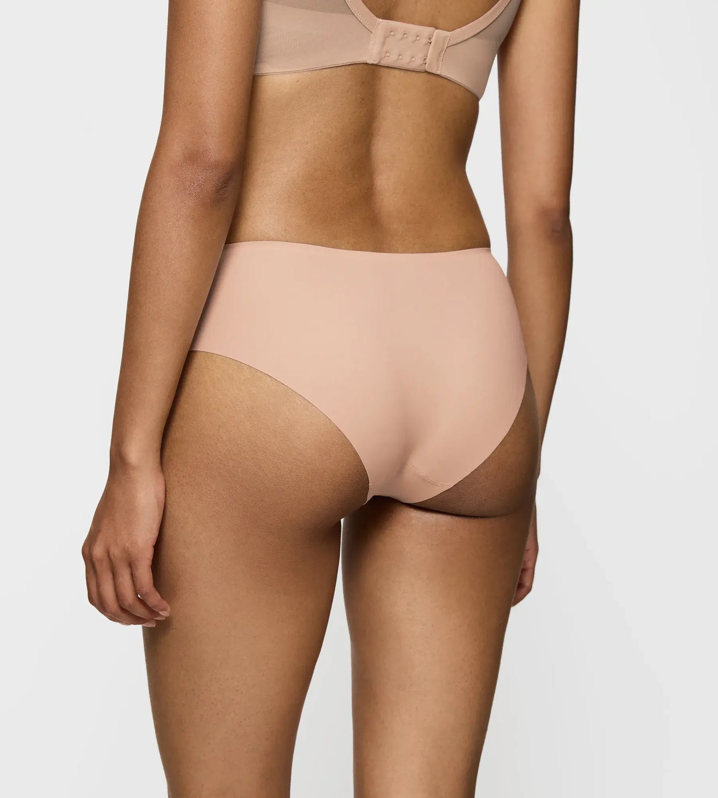 Triumph Smart Invisible Hipster