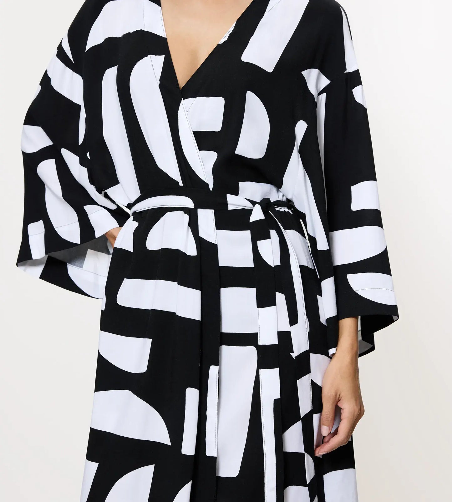 Triumph Beach Mywear Tunic Robe 01