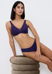 Triumph Smart Invisible Tai