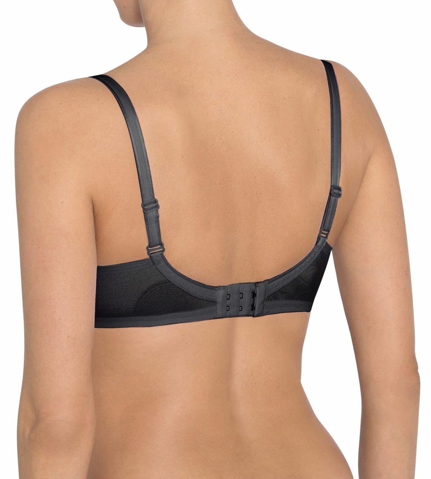 Triumph Beauty-Full Essential WP