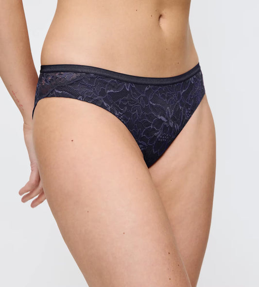 Triumph Amourette Charm T Brazilian01