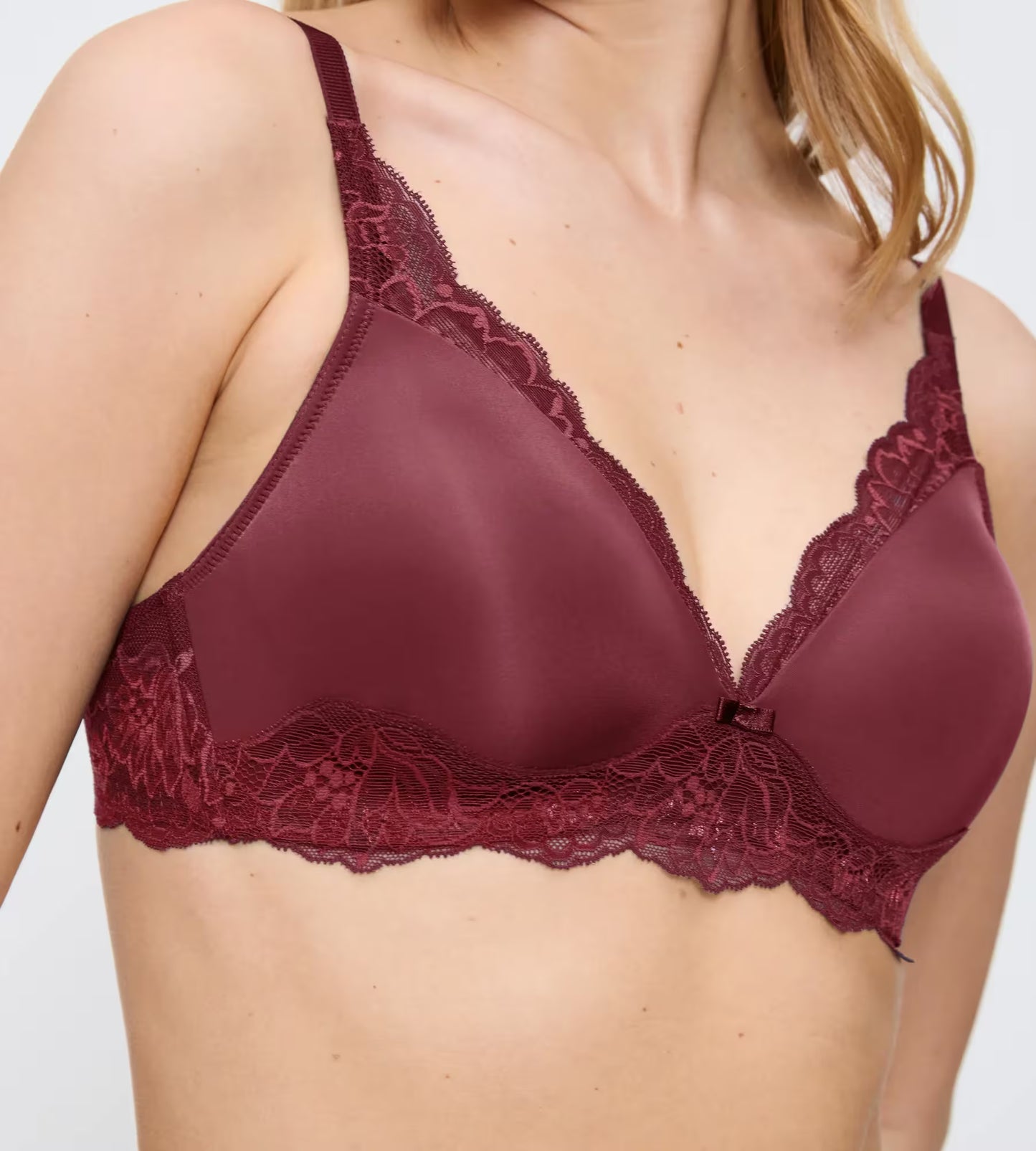 Triumph Amourette Charm T P