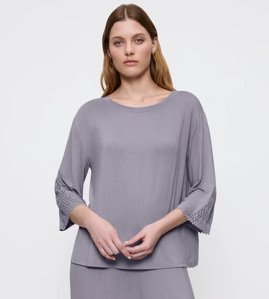 Triumph Aura Spotlight Top