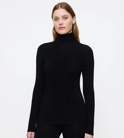 Triumph Beauty Layers Top LSL Turtleneck 04