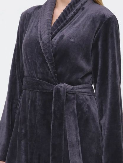 Triumph Robes Flace Robe 01