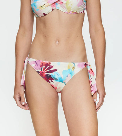 Triumph Summer Fleur Tai