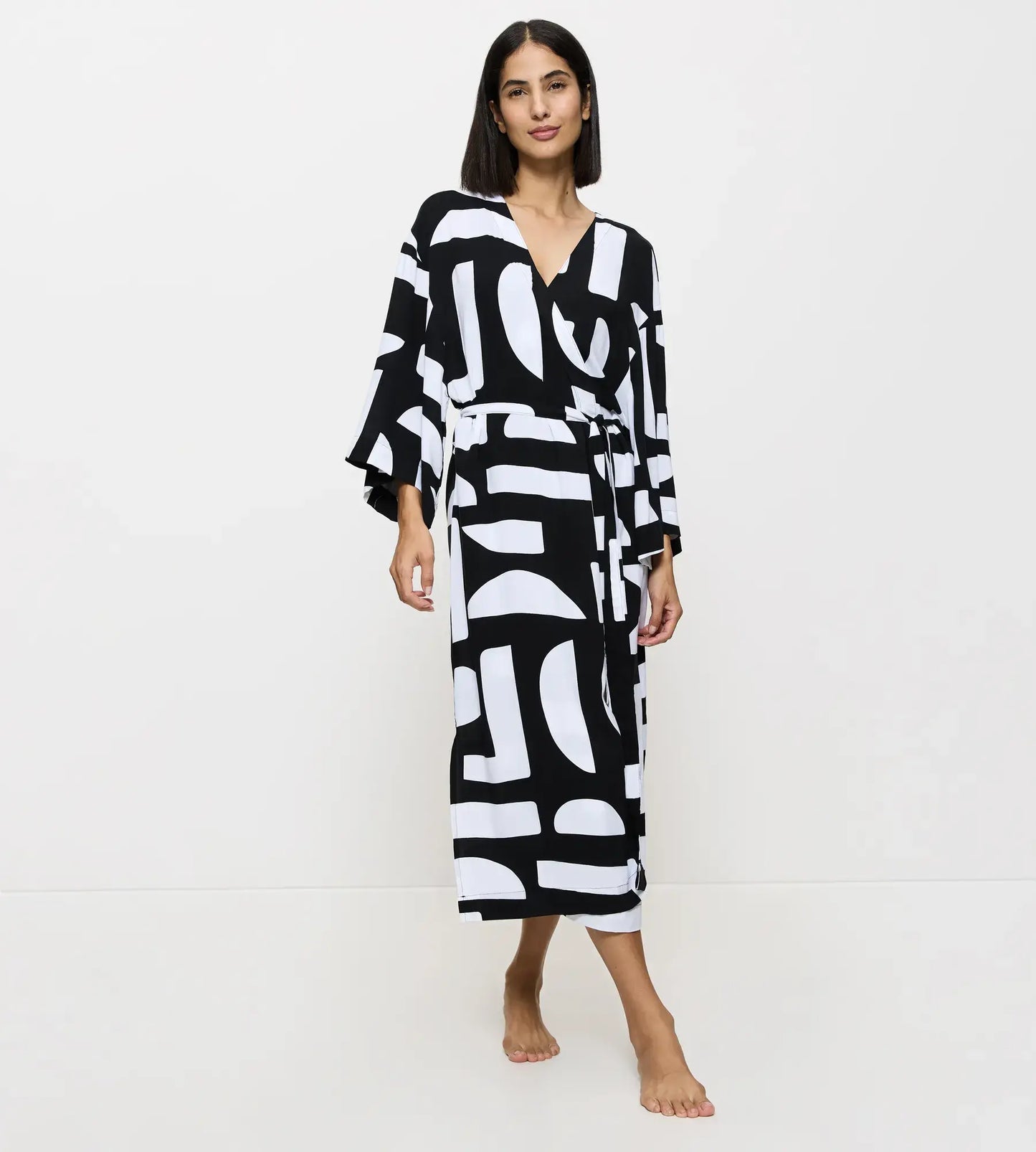 Triumph Beach Mywear Tunic Robe 01