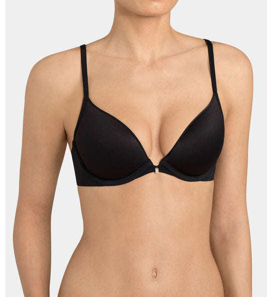 Triumph Body Make-Up Essentials WHU